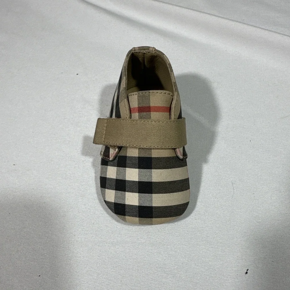 1 Burberry [ Unisex 15 ]‎ Charlton Vintage Check Crib Shoe - Baby New U1562